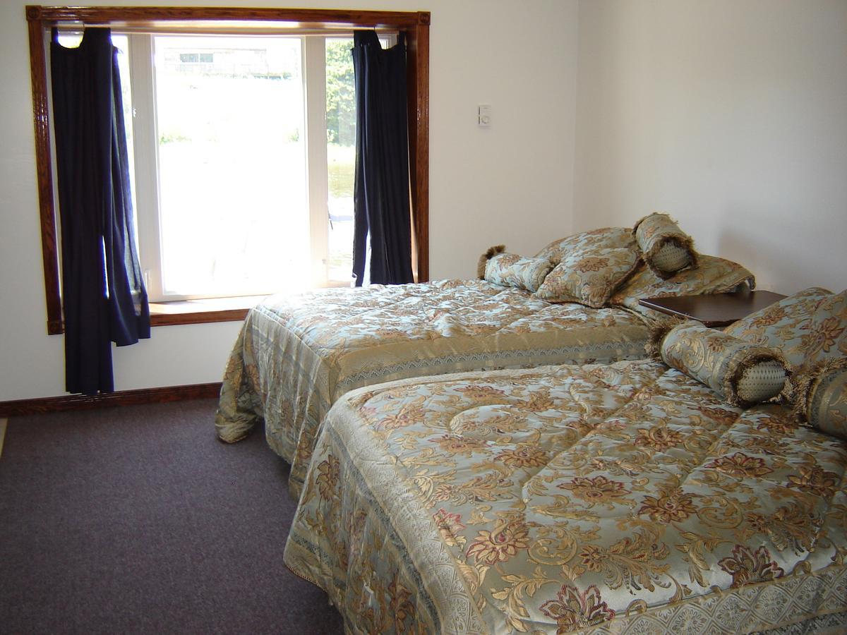 Sauble River Marina And Lodge Resort Sauble Beach Habitación foto